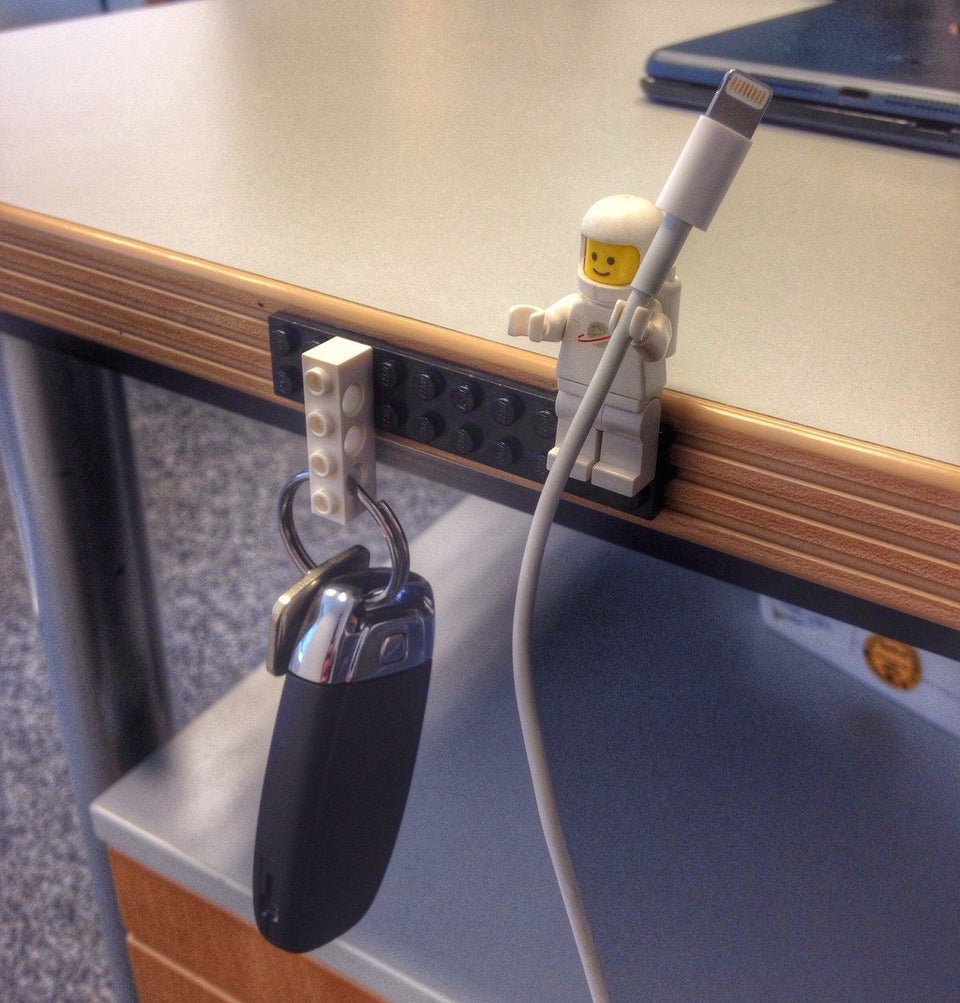 25 ideas LEGO® cable holder
