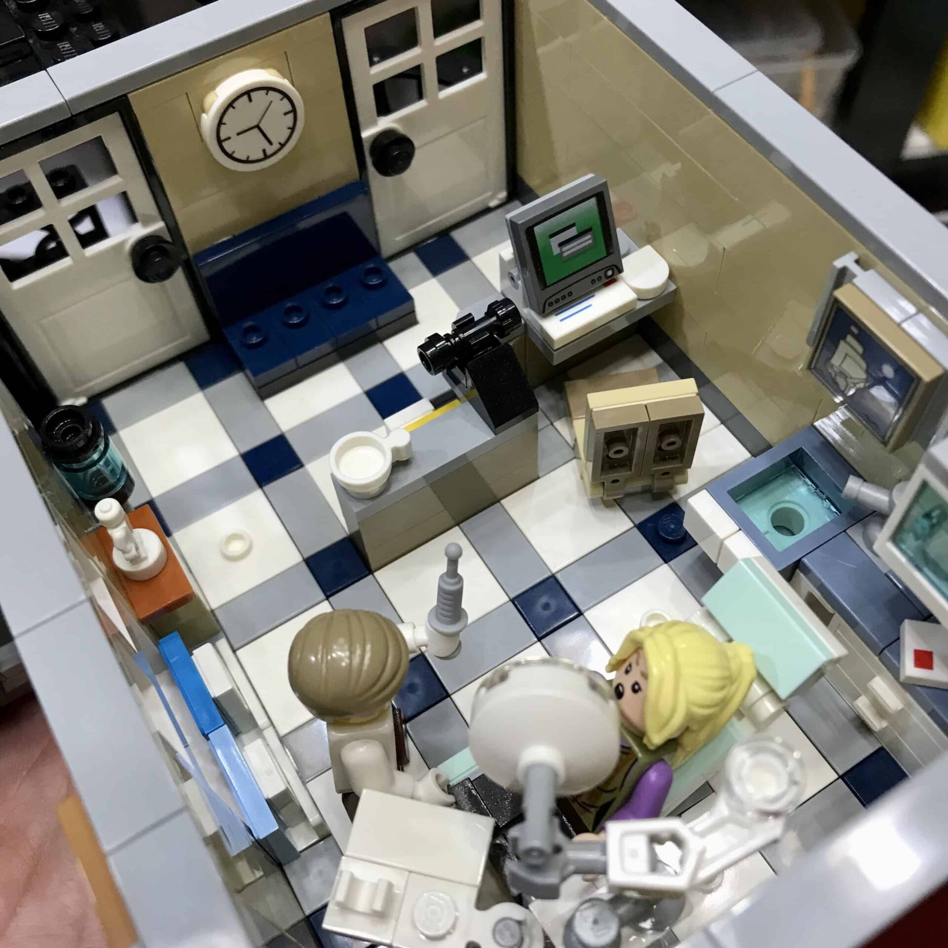 IMPROVING OFFICIAL LEGO MODULAR BUILDINGS ON A BUDGET 15
