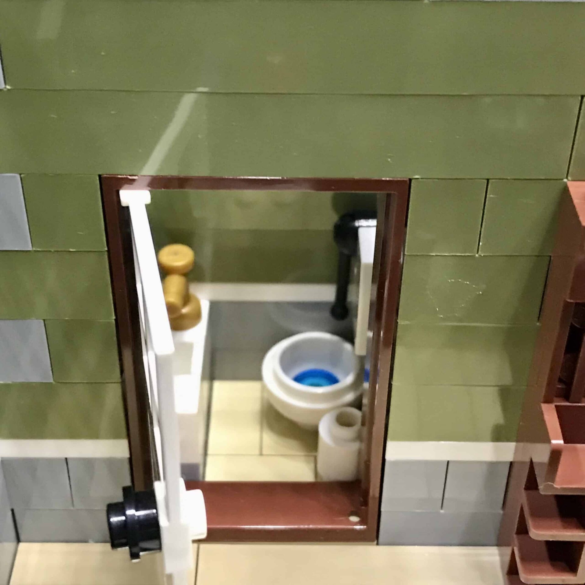 Improving Official LEGO Modular Buildings on a Budget Set 10243 – Parisian Restaurant | Belle-Ve Bricks | LEGO MOCS / Custom MOCs Improving Official LEGO Modular Buildings on a Budget Set 10243 – Parisian Restaurant 6