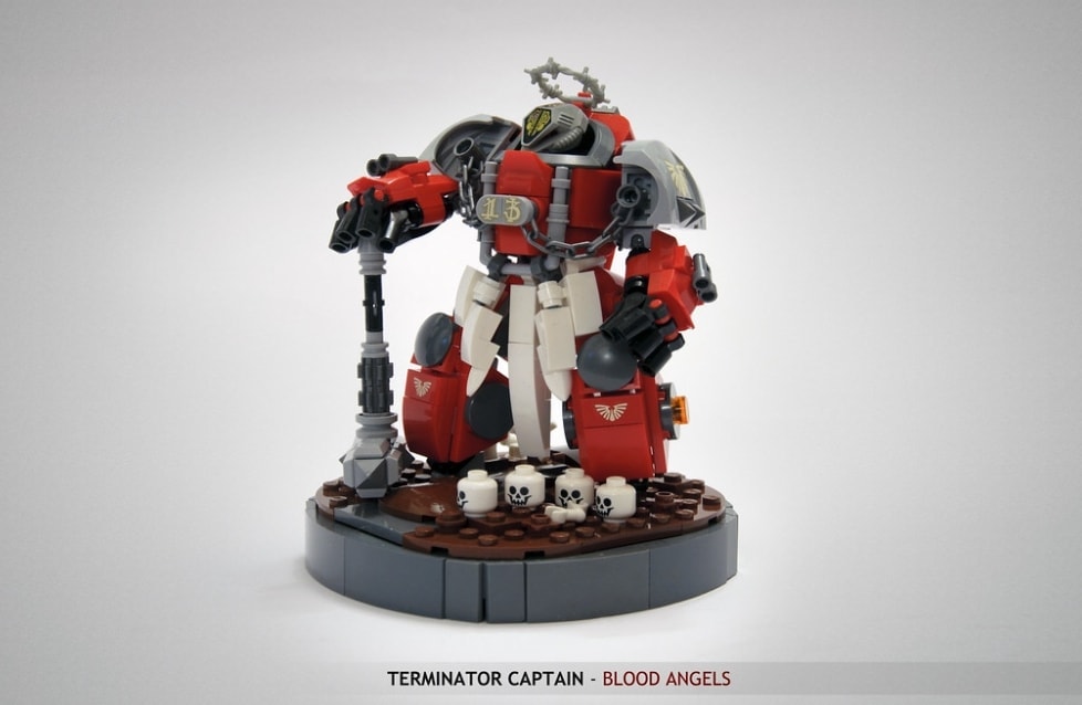 LEGO Warhammer 40k Blood Angels Captain
