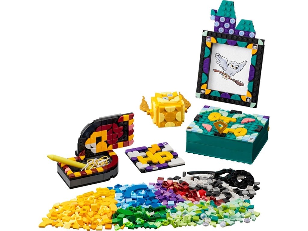 LEGO-DOTS-Hogwarts-Desktop-Kit-41811-3
