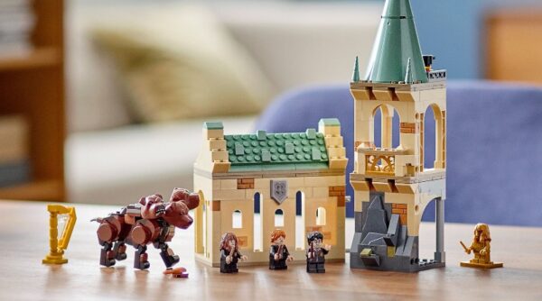 LEGO-Harry-Potter-76387-Hogwarts-Fluffy-Encounter